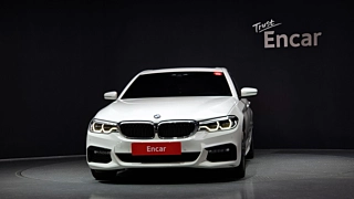 BMW 5-SERIES G30 2017