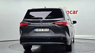 TOYOTA SIENNA 2021