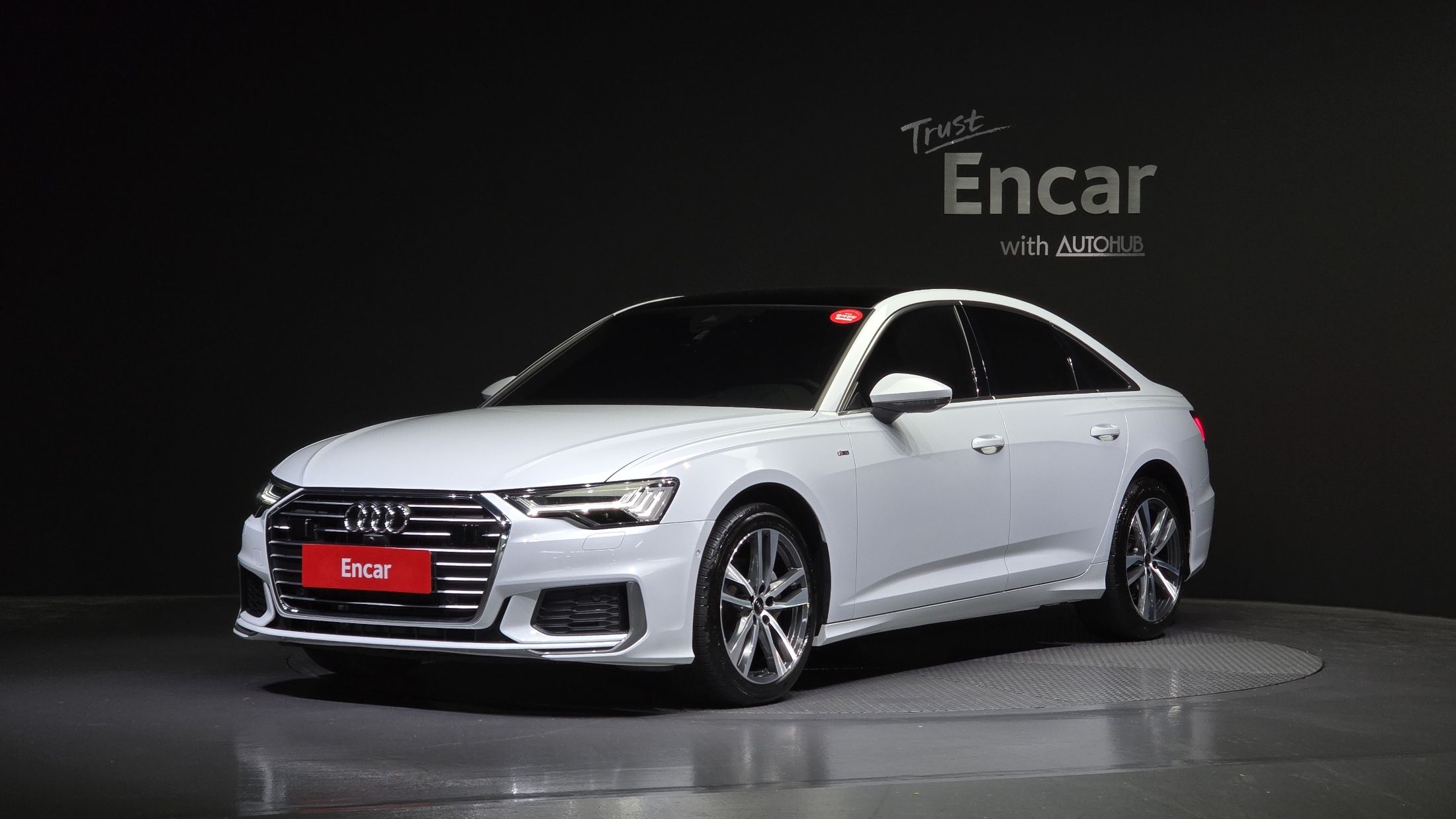 AUDI A6 C8