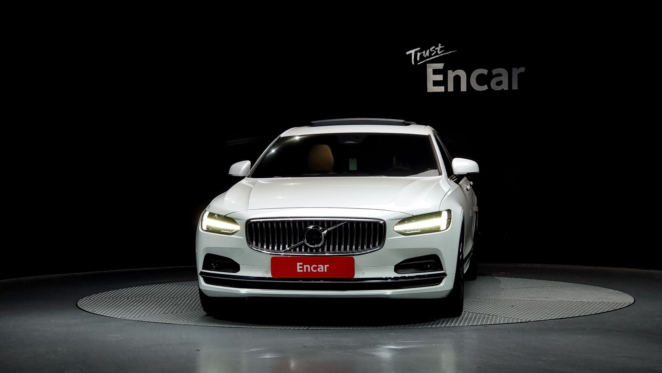VOLVO S90 2023