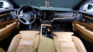 VOLVO S90 2023