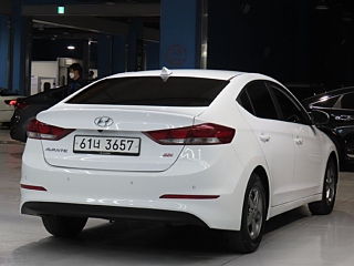 HYUNDAI AVANTE AD 2016