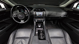 JAGUAR XE 2016
