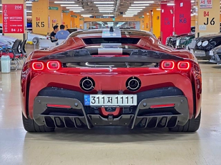FERRARI SF90 STRADALE 2021