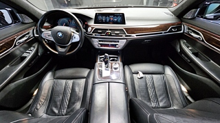 BMW 7-SERIES G11 2016