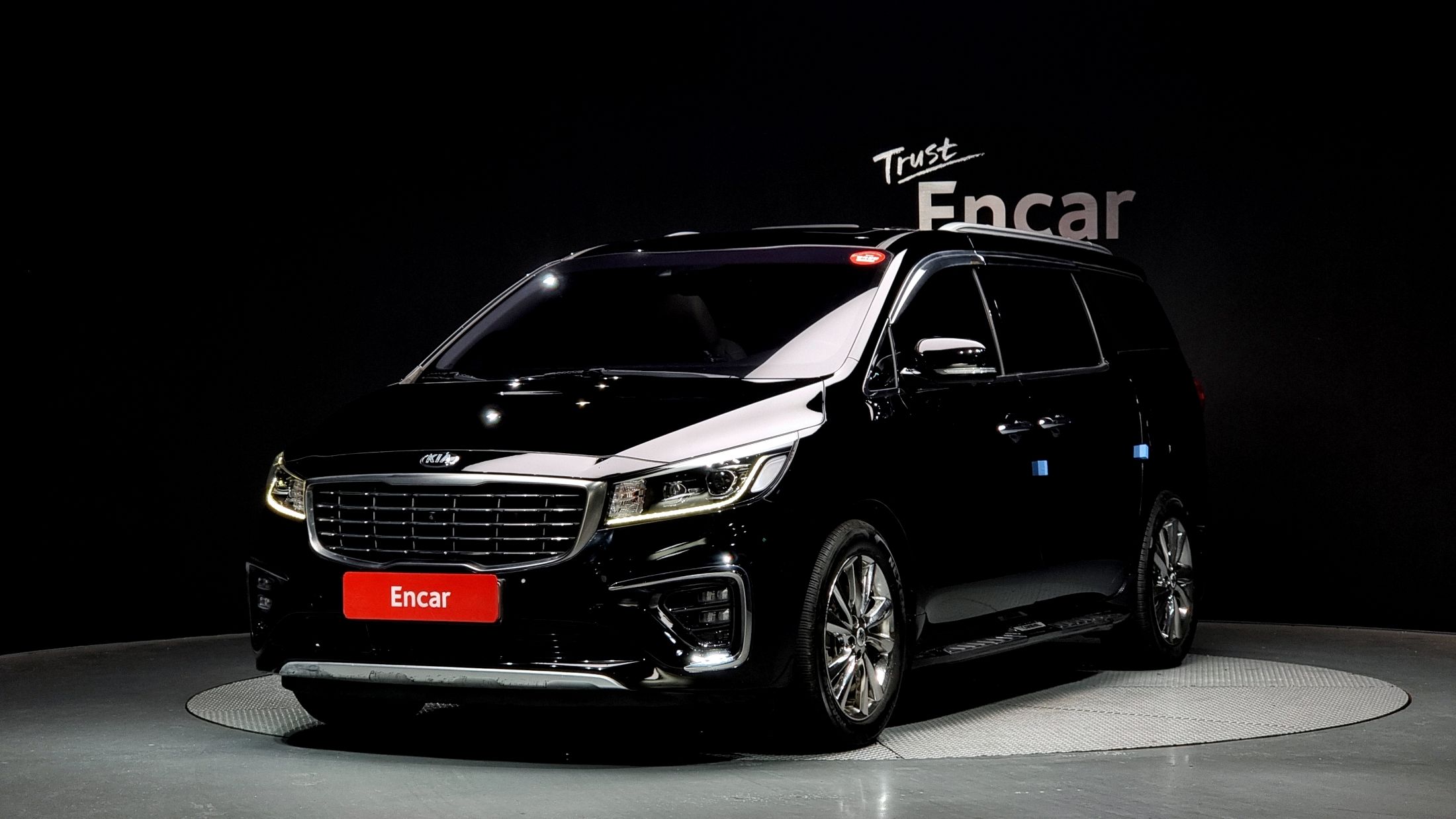 KIA CARNIVAL 2018