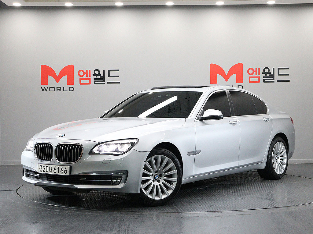 BMW 7-SERIES F01 2014
