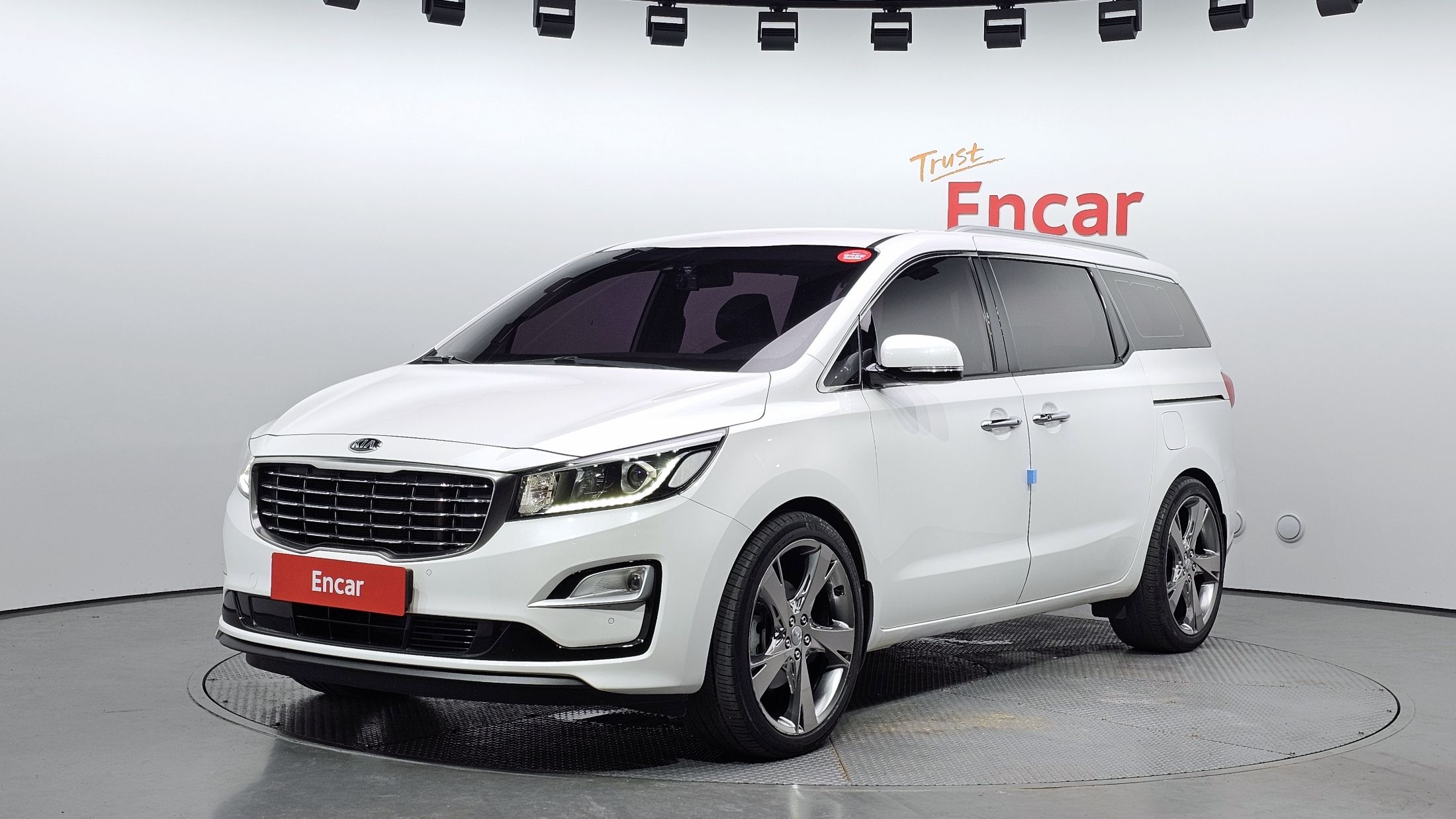 KIA CARNIVAL 2019