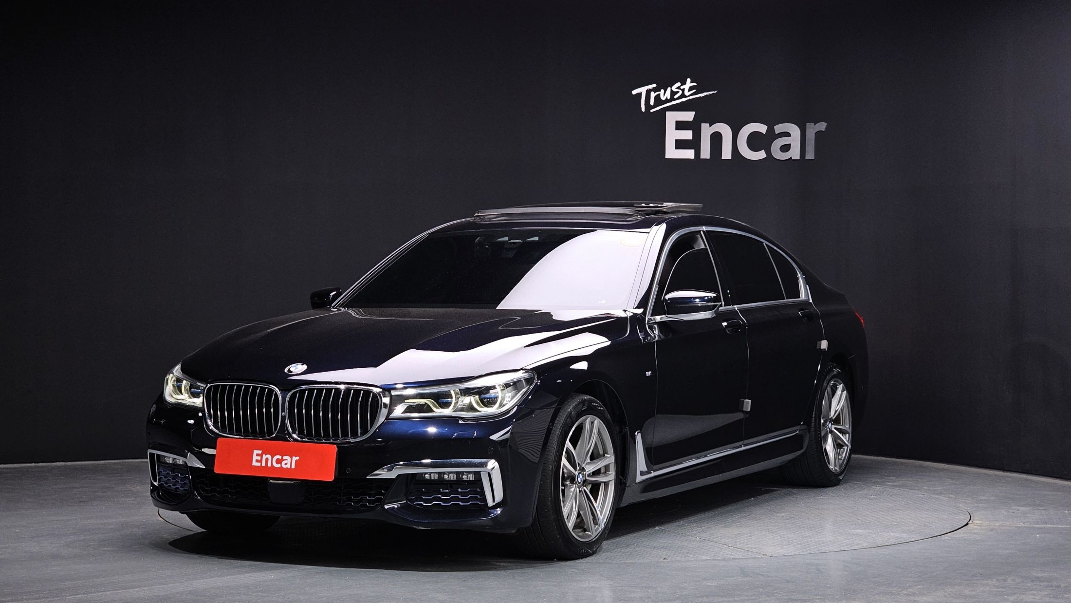 BMW 7-SERIES G11 2017
