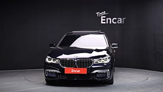 BMW 7-SERIES G11 2017