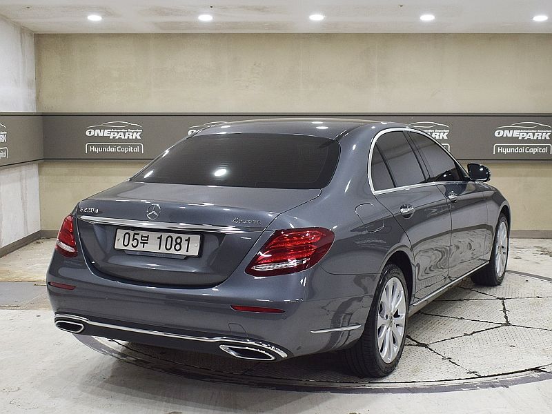 MERCEDES BENZ E-CLASS W213 2018