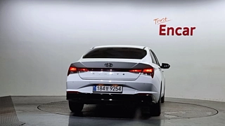 HYUNDAI AVANTE HYBRID CN7 2021