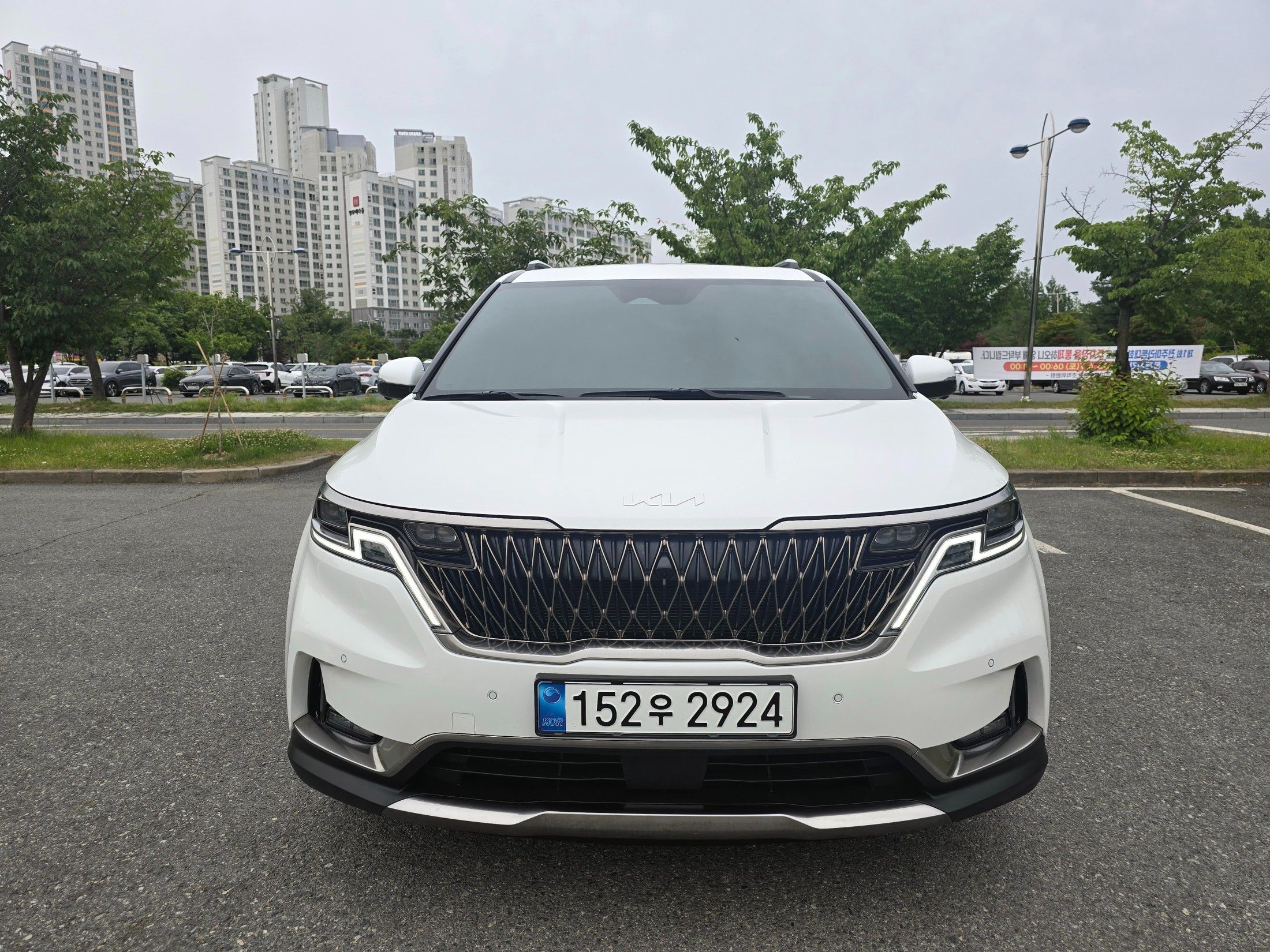 KIA CARNIVAL 2023