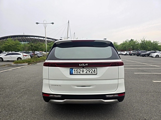 KIA CARNIVAL 2023