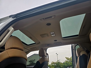 KIA CARNIVAL 2023