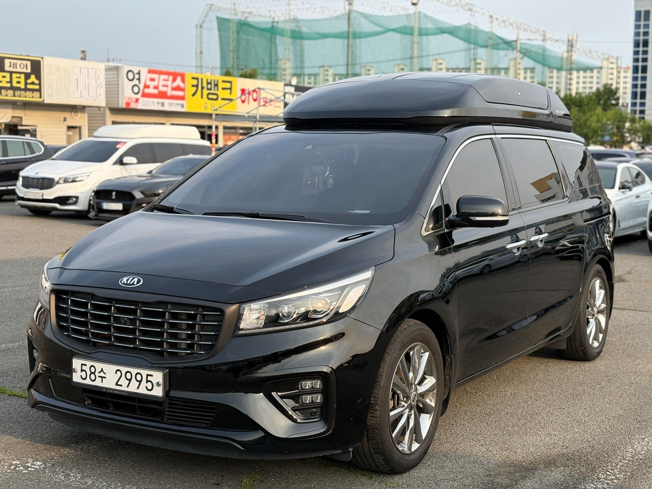 KIA CARNIVAL 2019