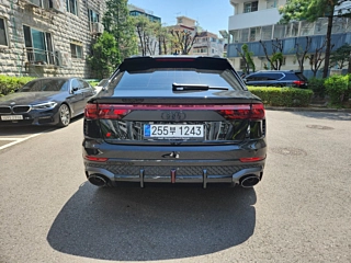 Заказать AUDI RSQ8 4M