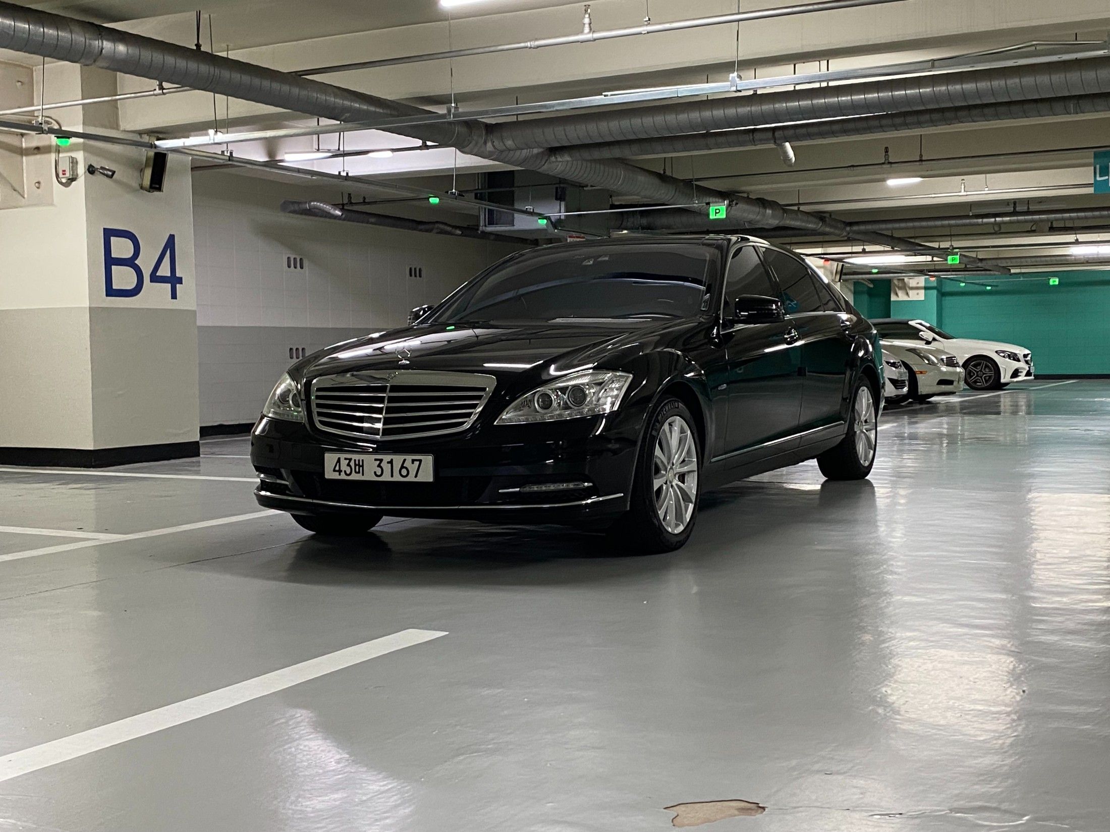 MERCEDES BENZ S-CLASS W221