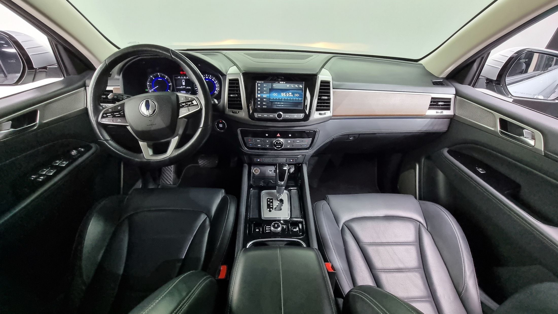 SSANGYONG REXTON G4 2017