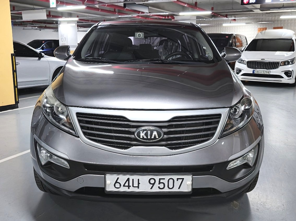 KIA SPORTAGE R