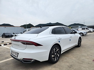 HYUNDAI GRANDEUR IG HYBRID 2021