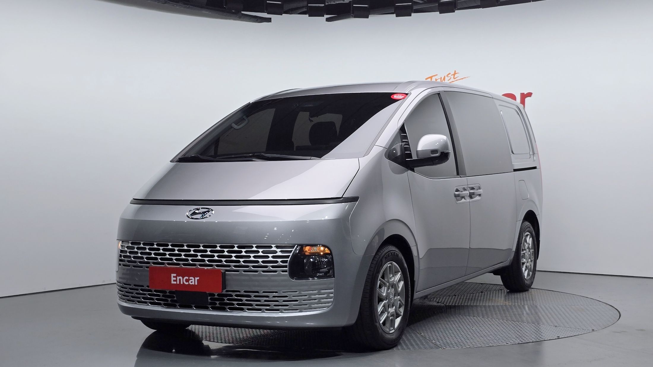 HYUNDAI STARIA 2022