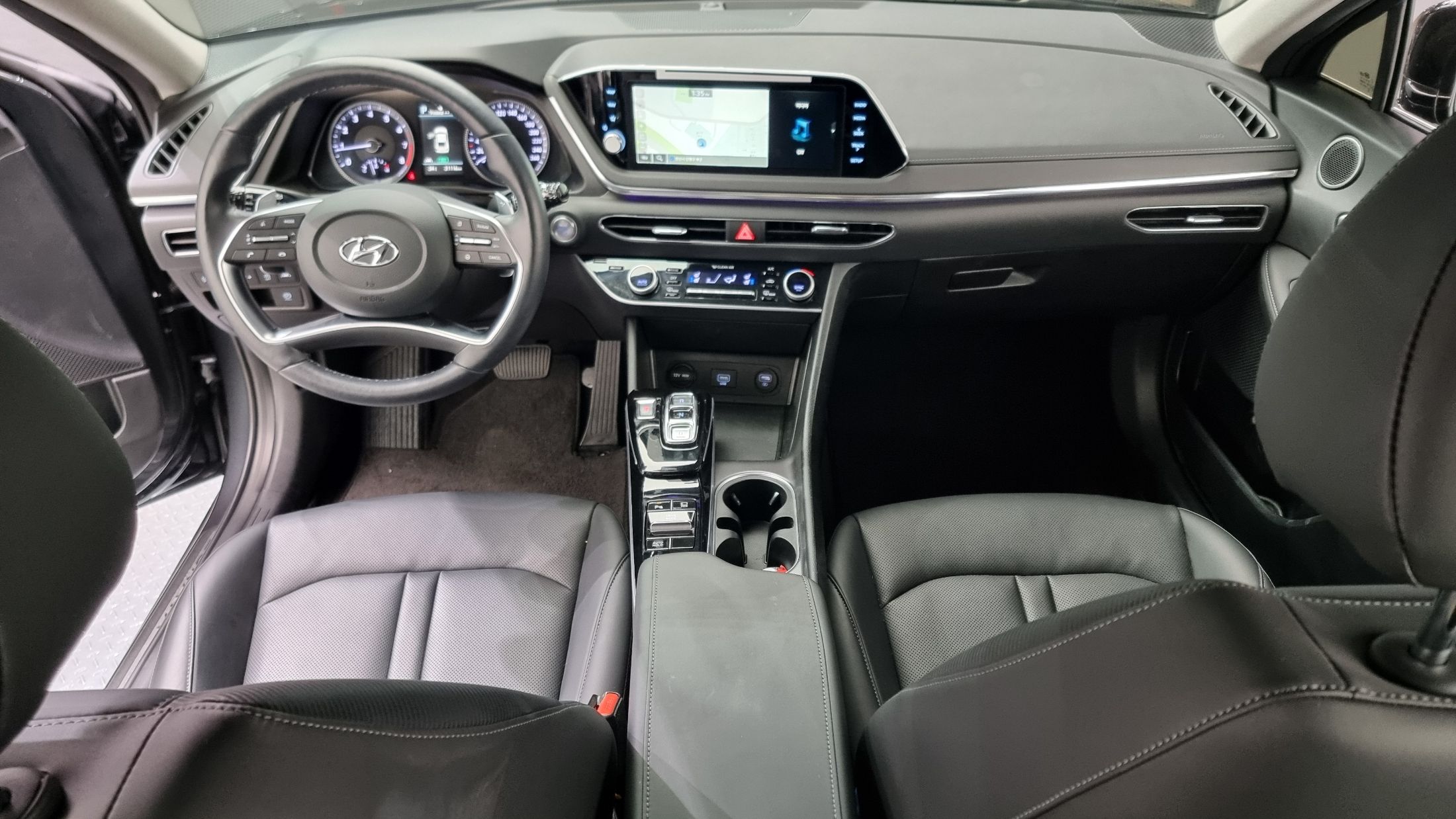 HYUNDAI SONATA DN8 2022