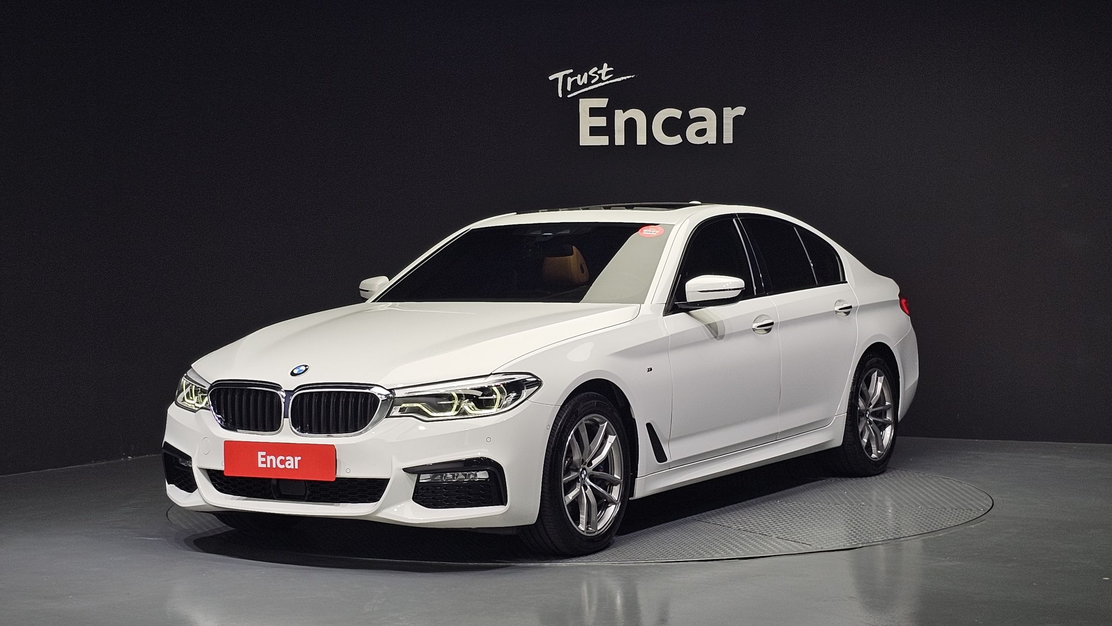 BMW 5-SERIES G30 2017