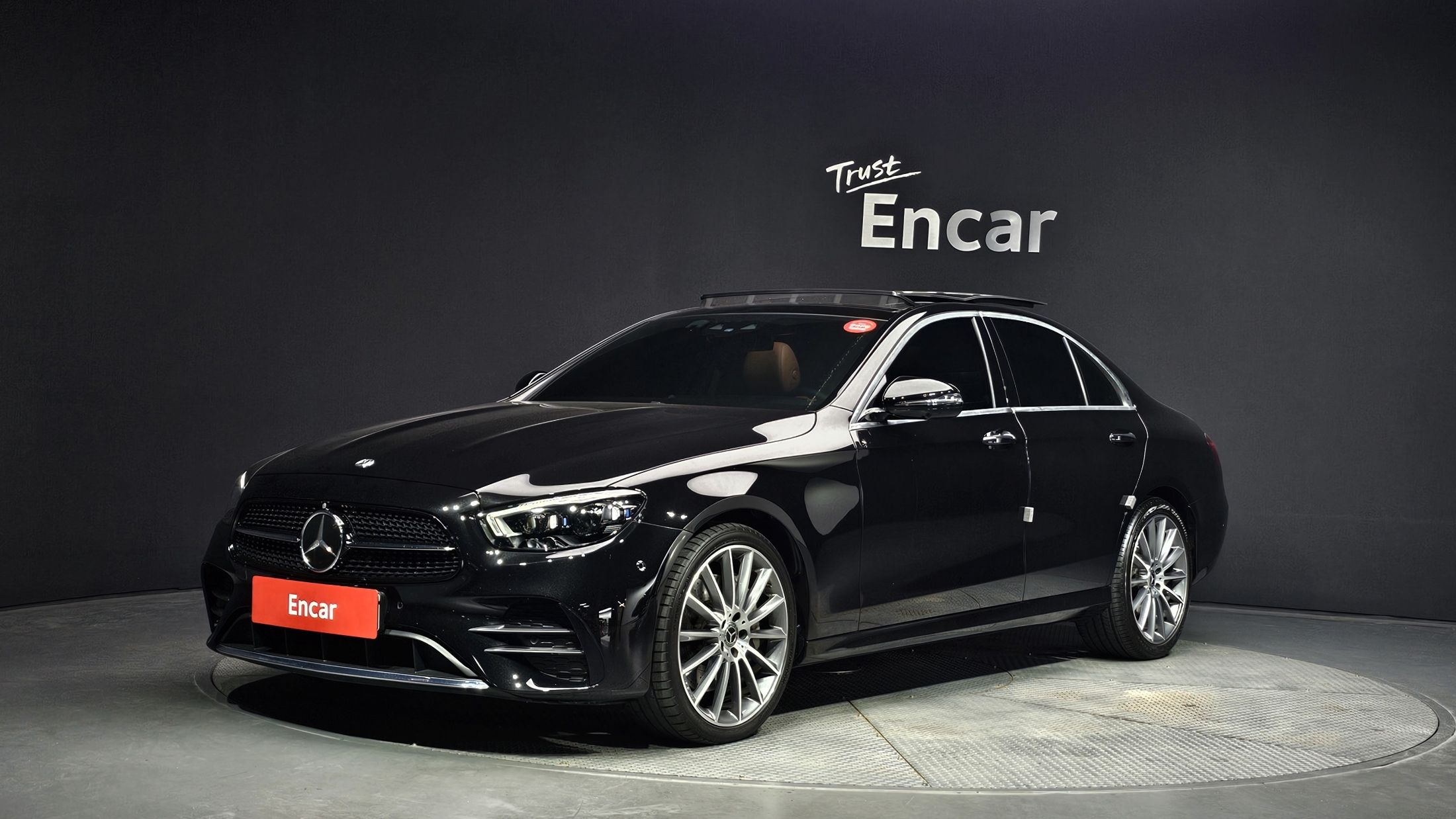 MERCEDES BENZ E-CLASS W213 2021