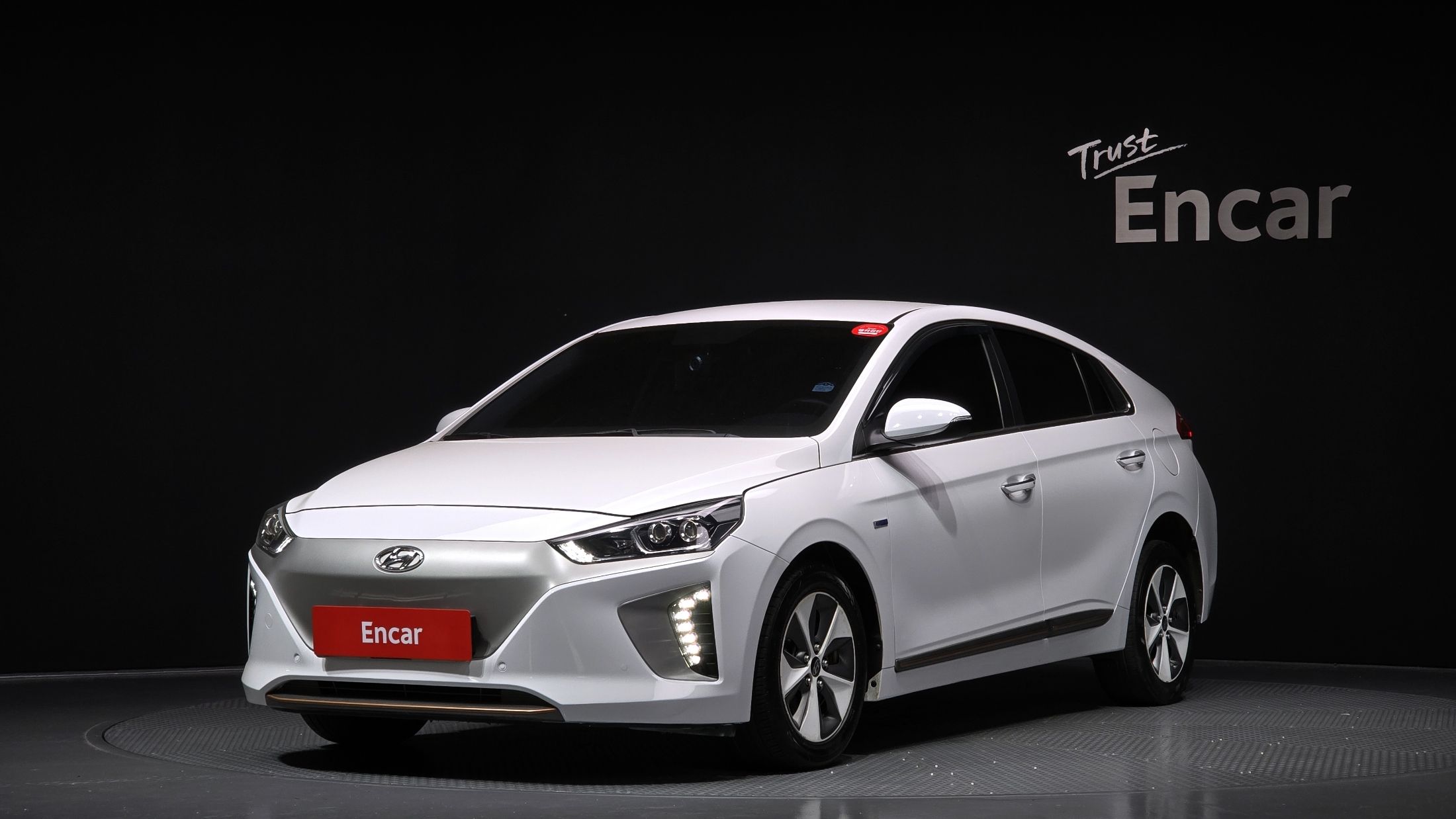 HYUNDAI IONIQ ELECTRIC