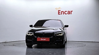 BMW 5-SERIES G30 2017