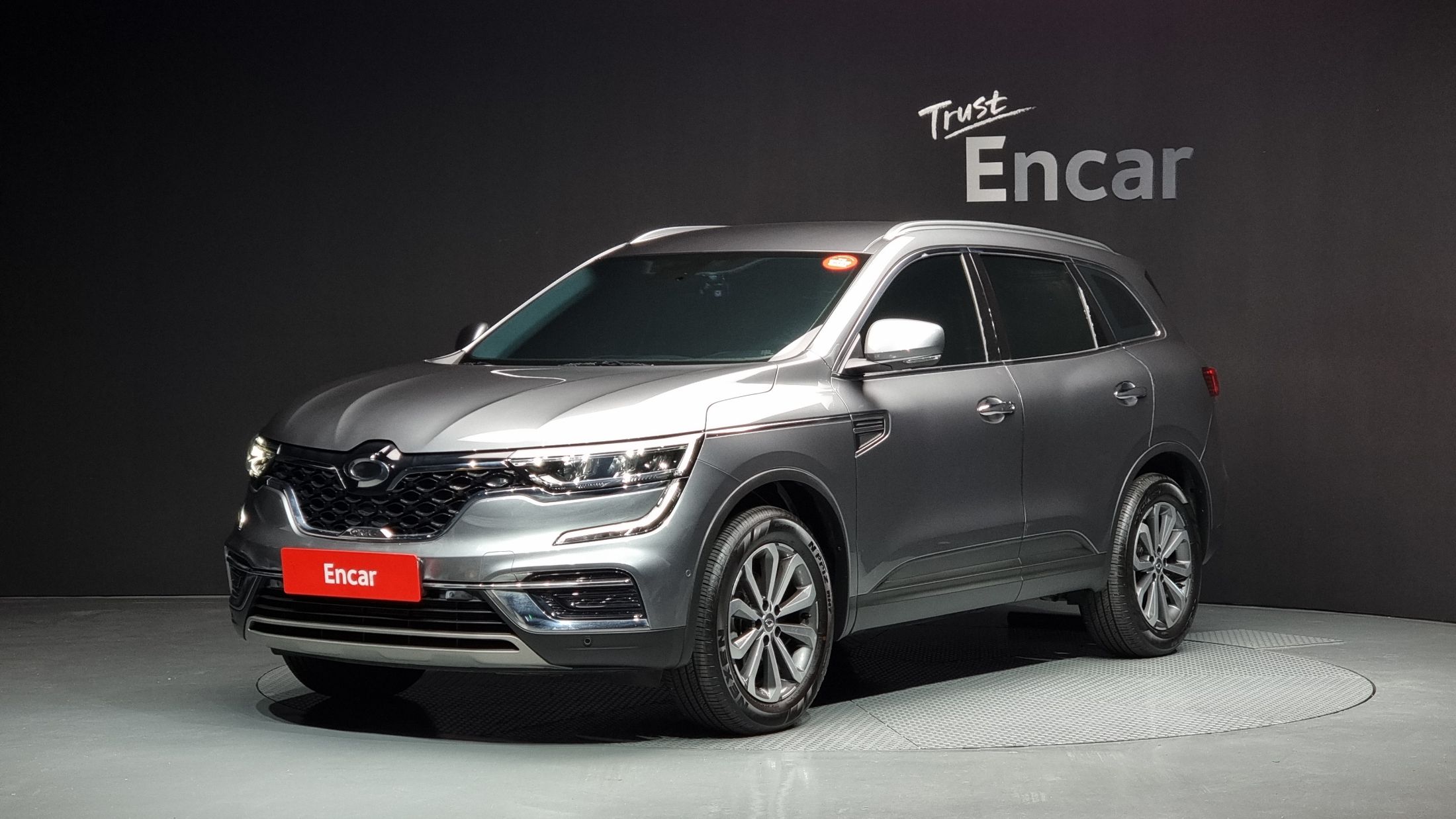 RENAULT SAMSUNG QM6