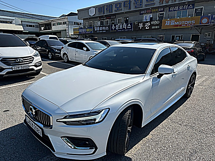 VOLVO S60 2022