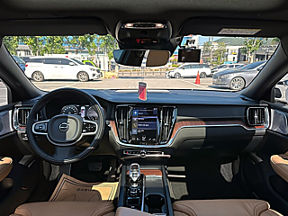 VOLVO S60 2022