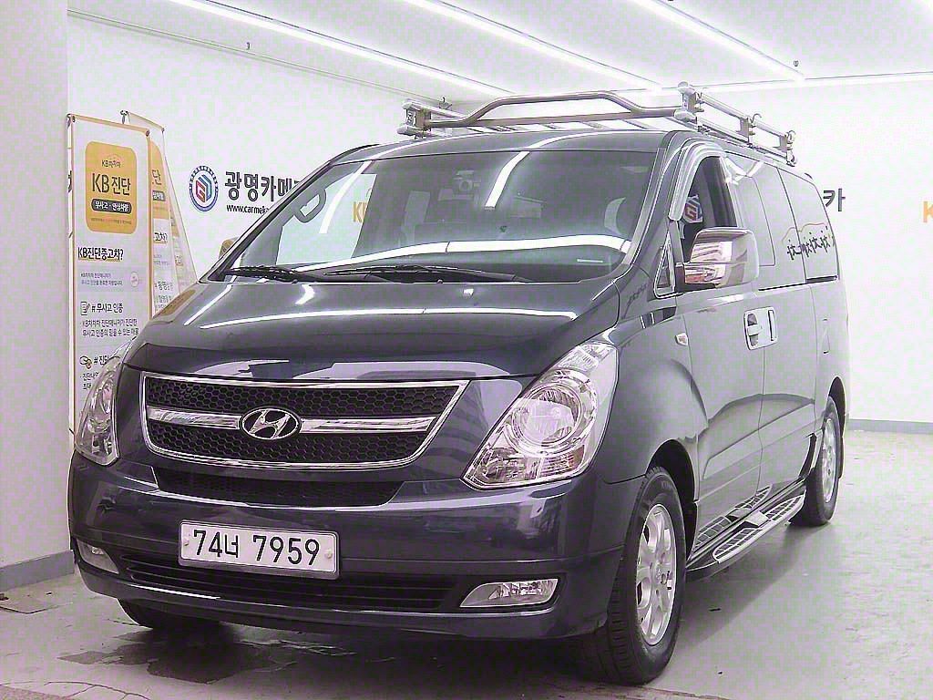 HYUNDAI STAREX GRAND 2013