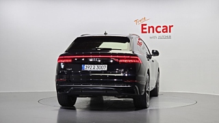 AUDI Q8 4M 2021