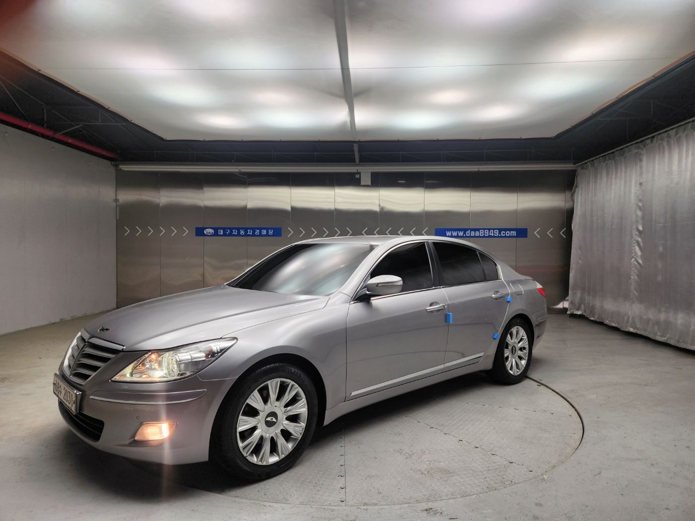 HYUNDAI GENESIS 2009