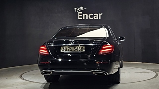MERCEDES BENZ E-CLASS W213 2019