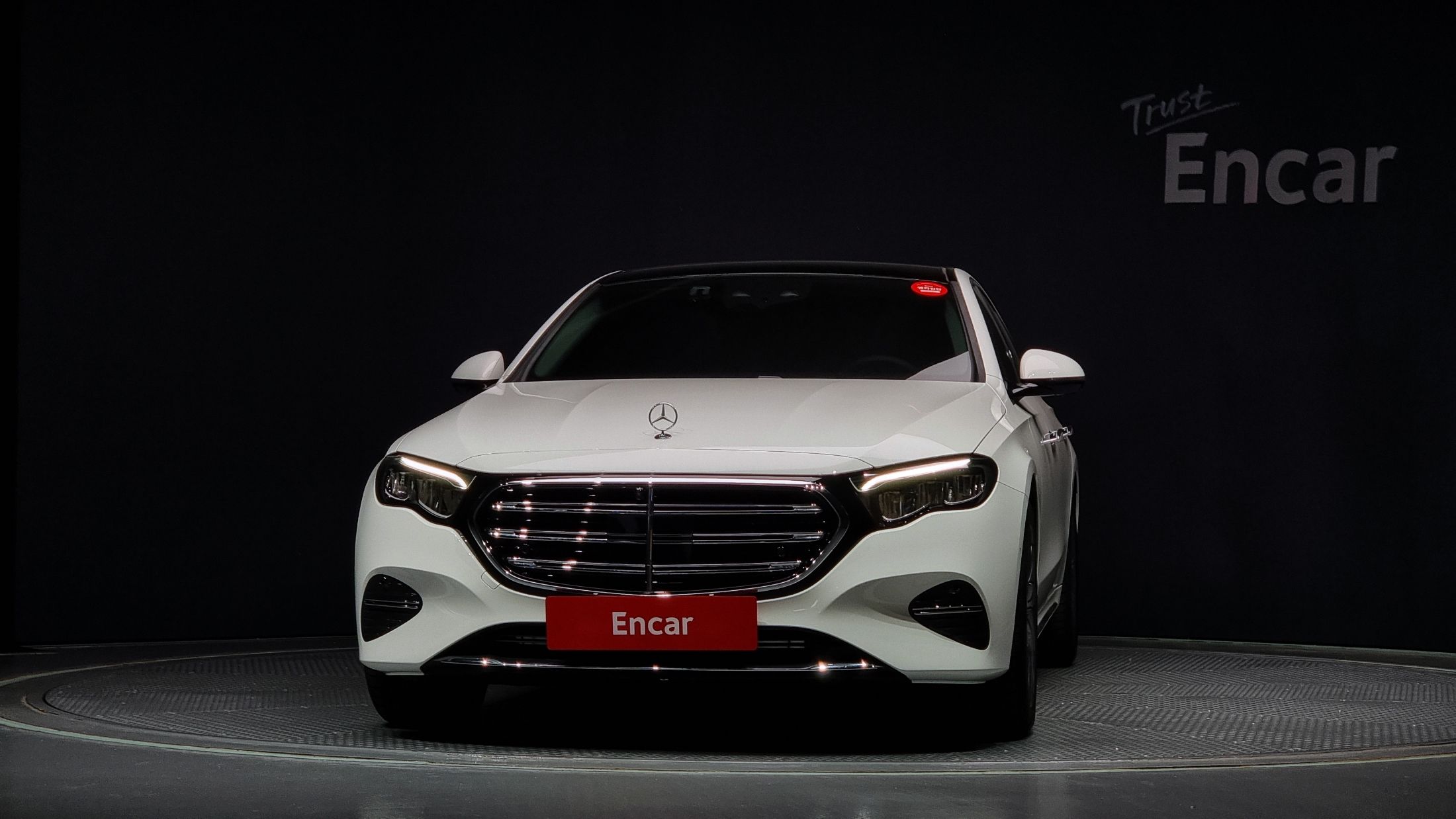 MERCEDES BENZ E-CLASS W214 2024