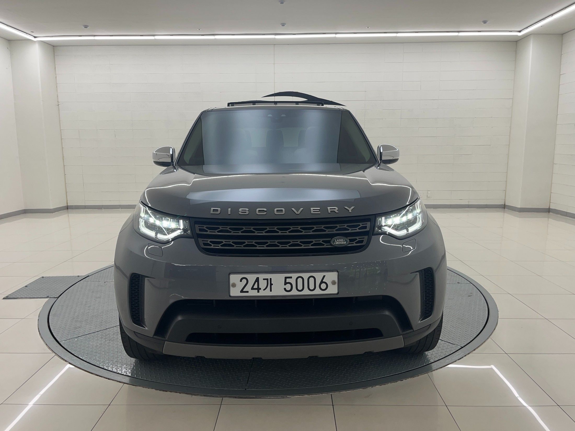 LAND ROVER DISCOVERY 5