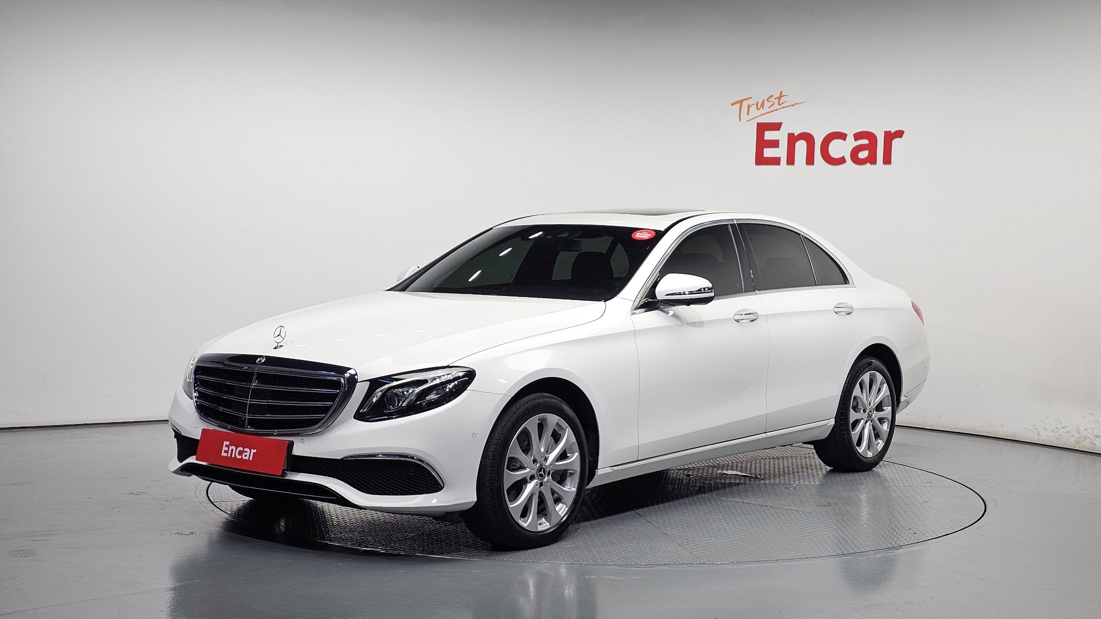 MERCEDES BENZ E-CLASS W213