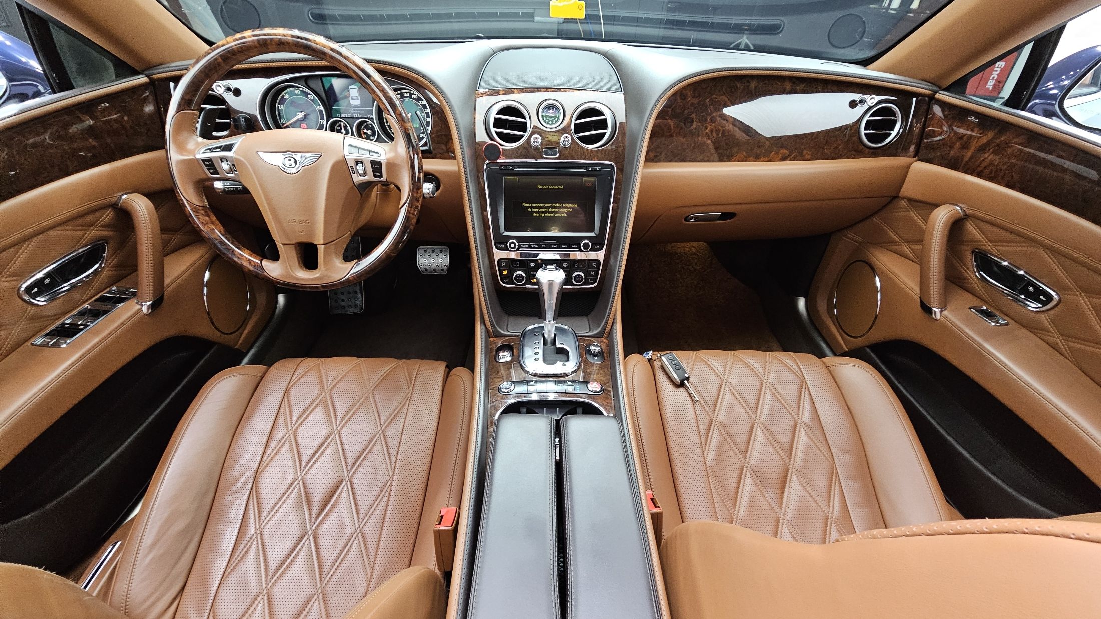 BENTLEY FLYING SPUR 2015