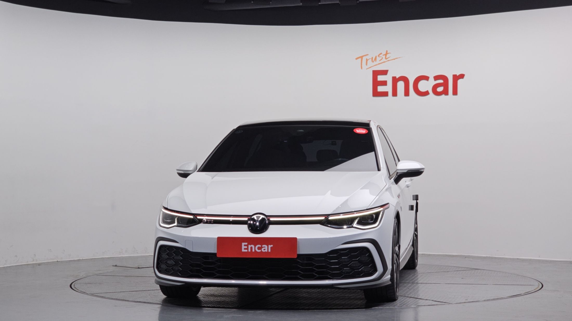 VOLKSWAGEN GOLF 2023