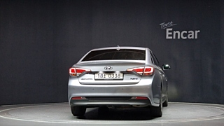 HYUNDAI LF SONATA HYBRID 2016
