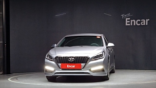 HYUNDAI LF SONATA HYBRID 2016