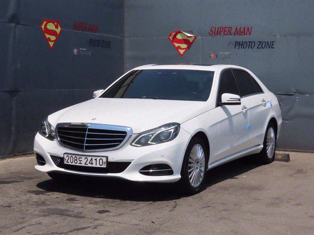 MERCEDES BENZ E-CLASS W212