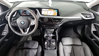 BMW 1-SERIES F40 2021