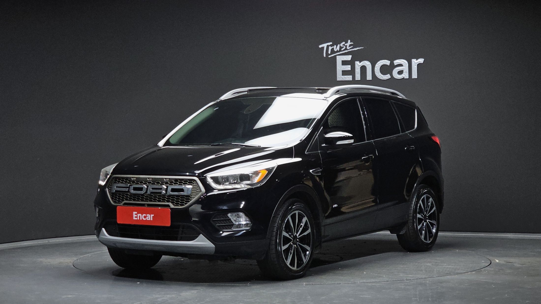 FORD KUGA