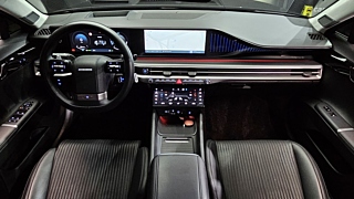 HYUNDAI GRANDEUR HYBRID GN7 2023