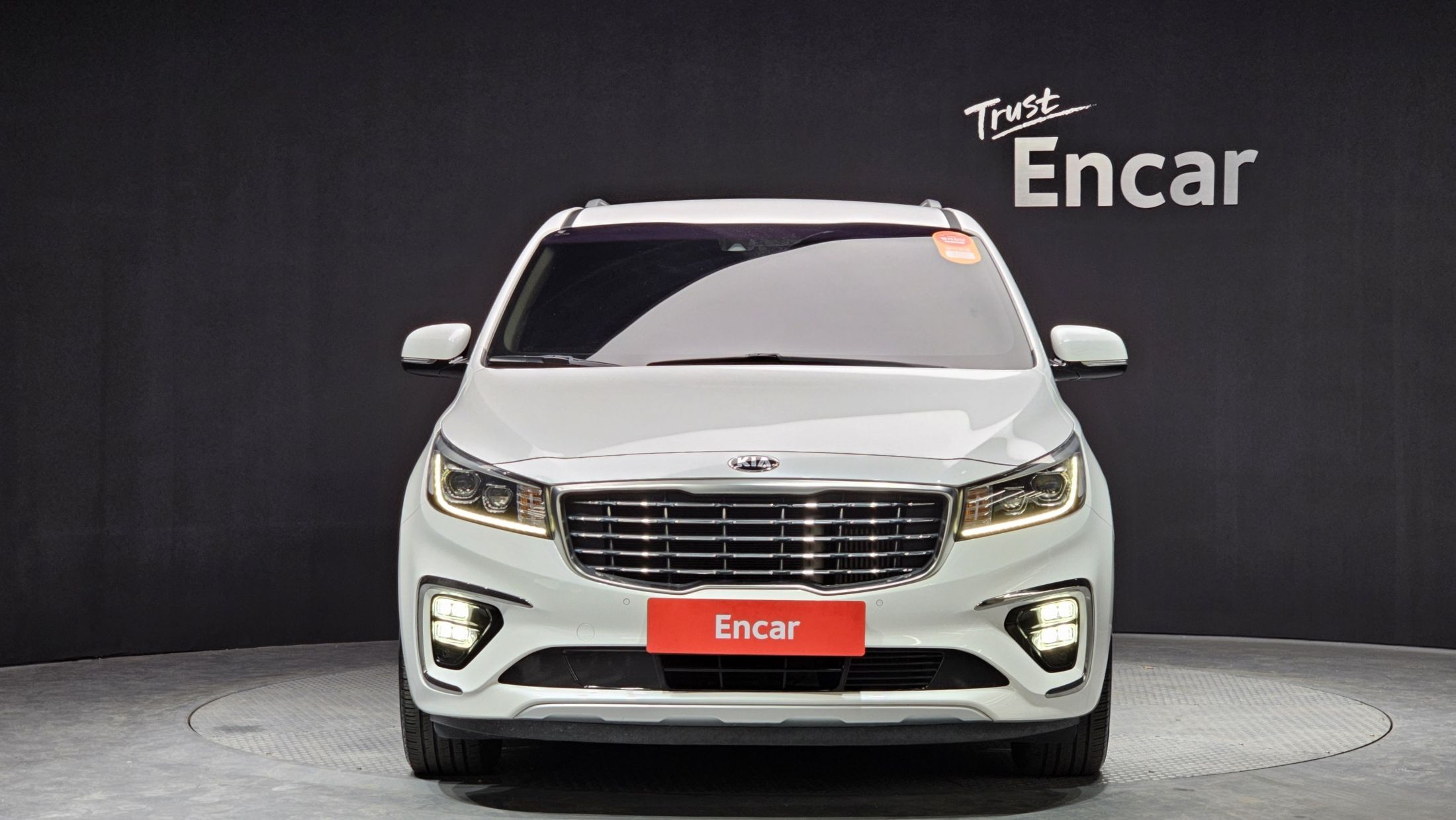 KIA CARNIVAL 2018